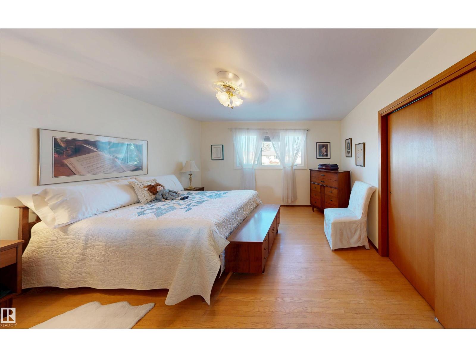8428 54 St Nw, Edmonton, Alberta  T6B 1H1 - Photo 21 - E4459928