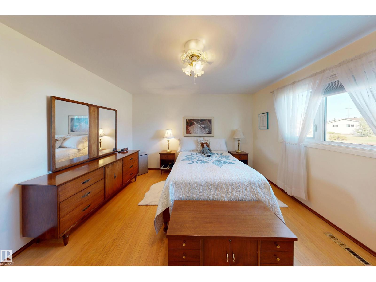8428 54 St Nw, Edmonton, Alberta  T6B 1H1 - Photo 22 - E4459928