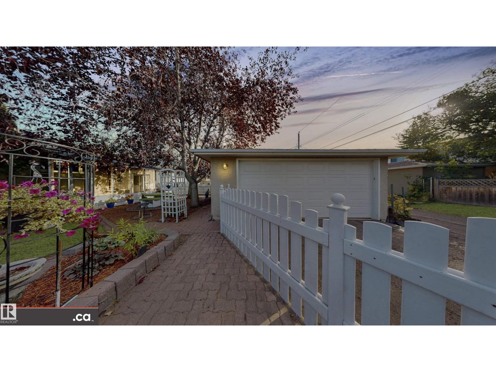 8428 54 St Nw, Edmonton, Alberta  T6B 1H1 - Photo 46 - E4459928