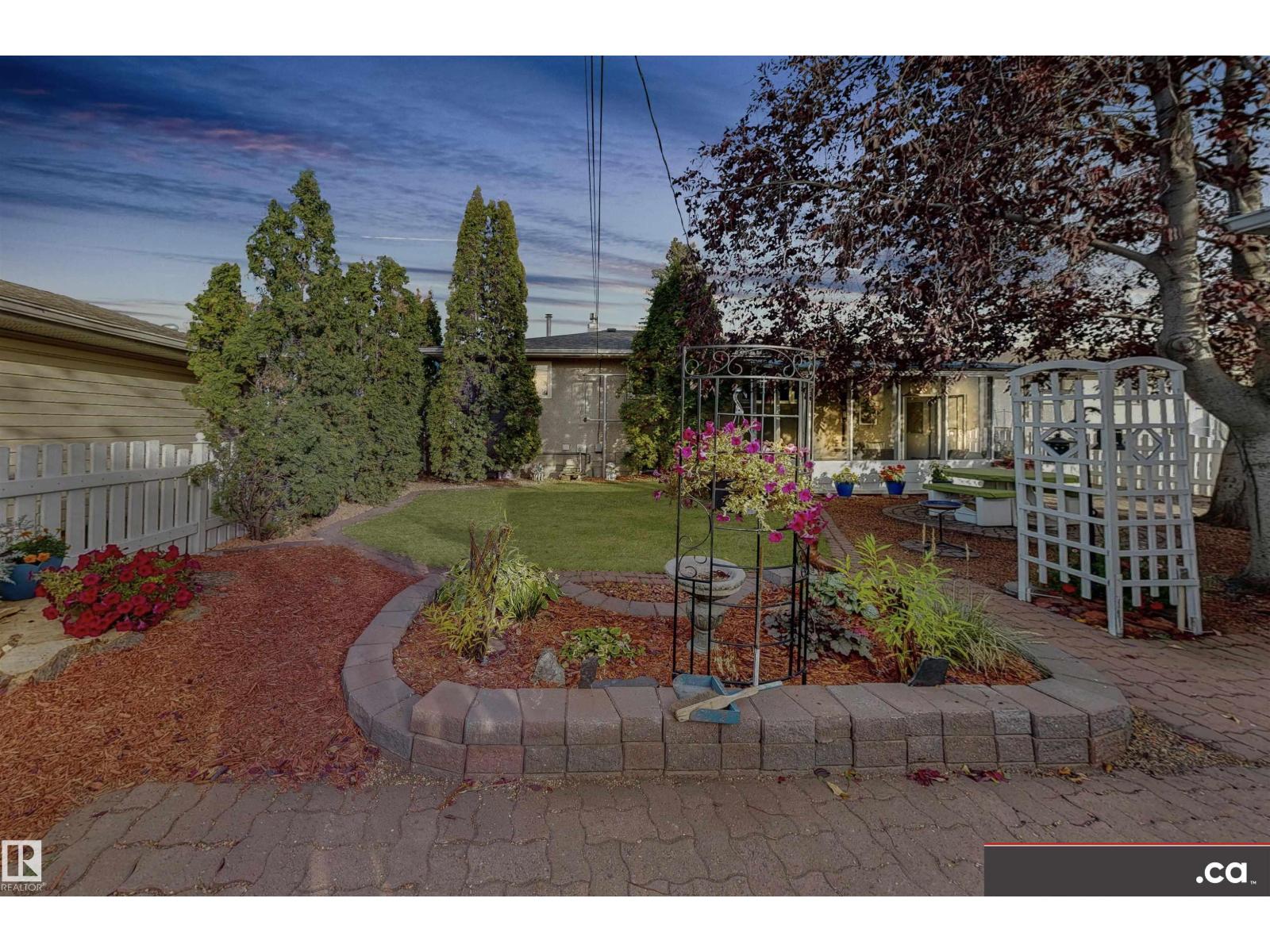 8428 54 St Nw, Edmonton, Alberta  T6B 1H1 - Photo 49 - E4459928