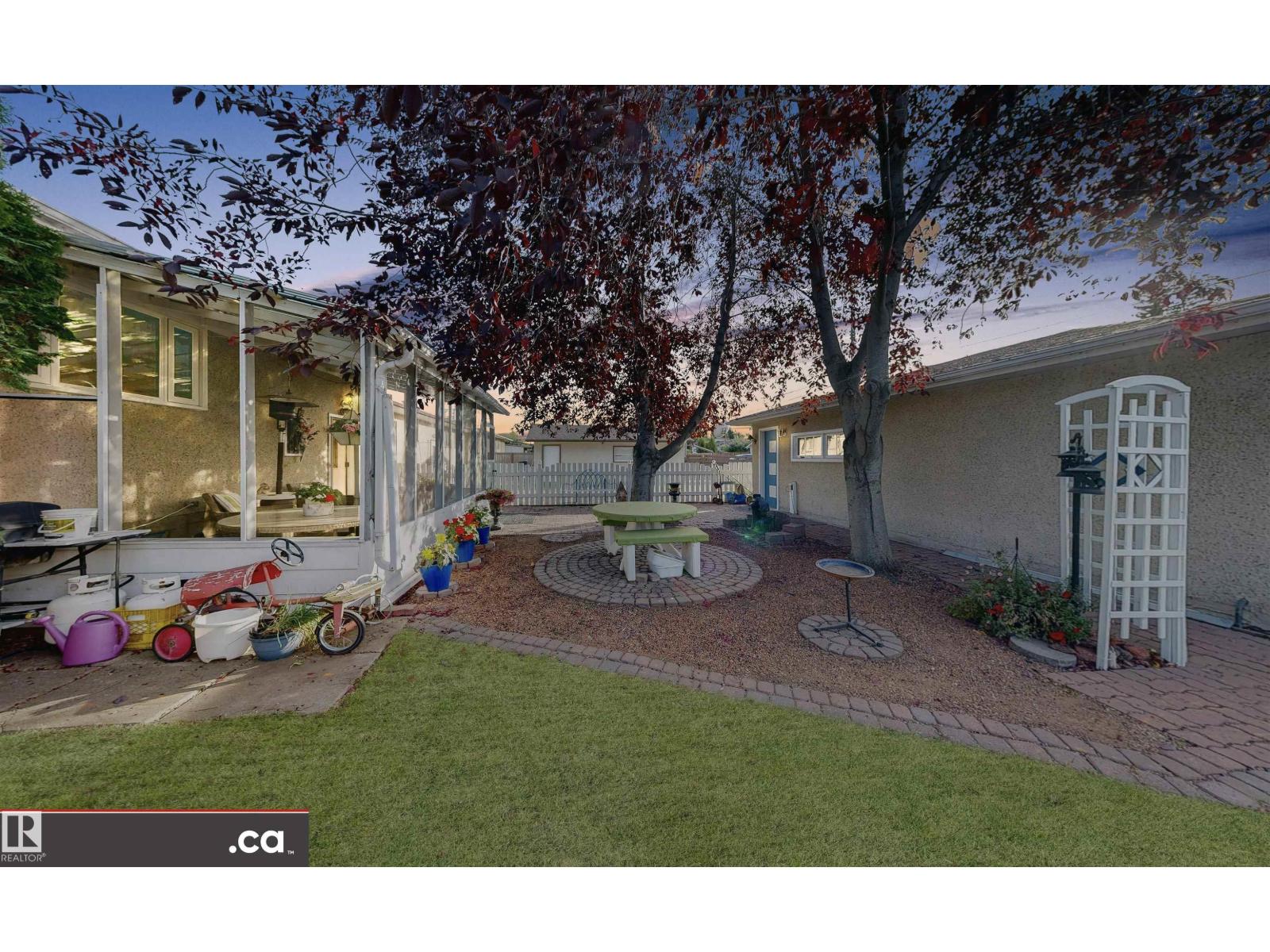 8428 54 St Nw, Edmonton, Alberta  T6B 1H1 - Photo 51 - E4459928