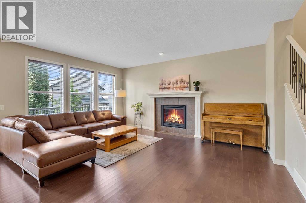 224 Panamount Point Nw, Calgary, Alberta  T3K 0H8 - Photo 5 - A2258244