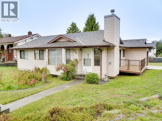 4781 REDONDA AVE, Powell River, British Columbia