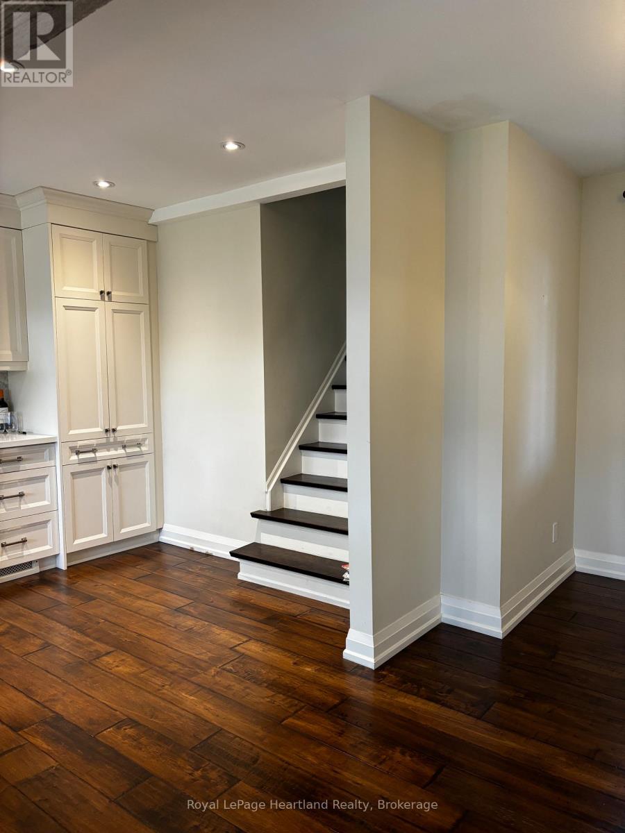 15 Scarborough Heights Boulevard, Toronto, Ontario  M1M 2V3 - Photo 13 - E12431391