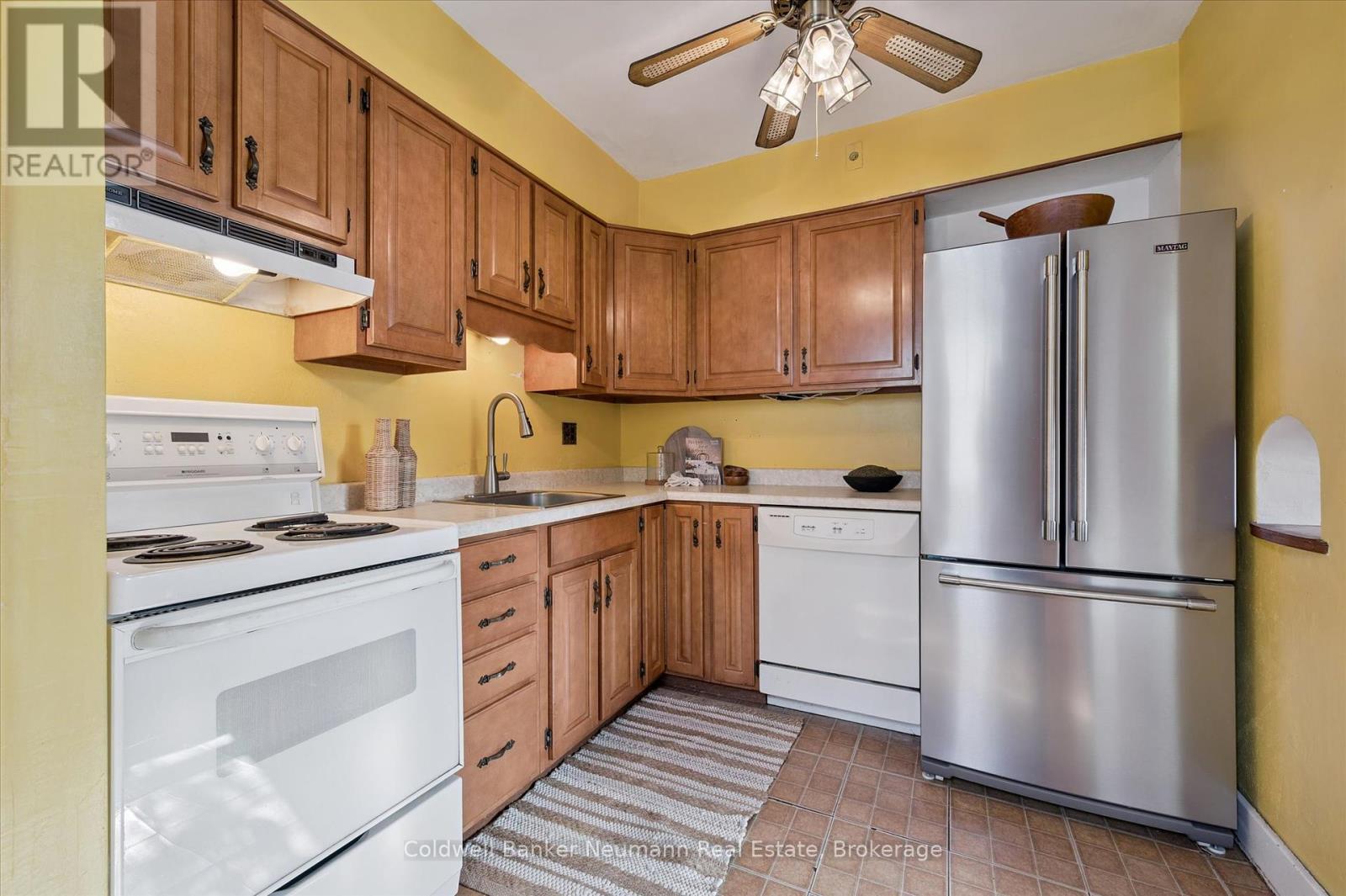 26 Bagot Street, Guelph, Ontario  N1H 5T1 - Photo 8 - X12431399