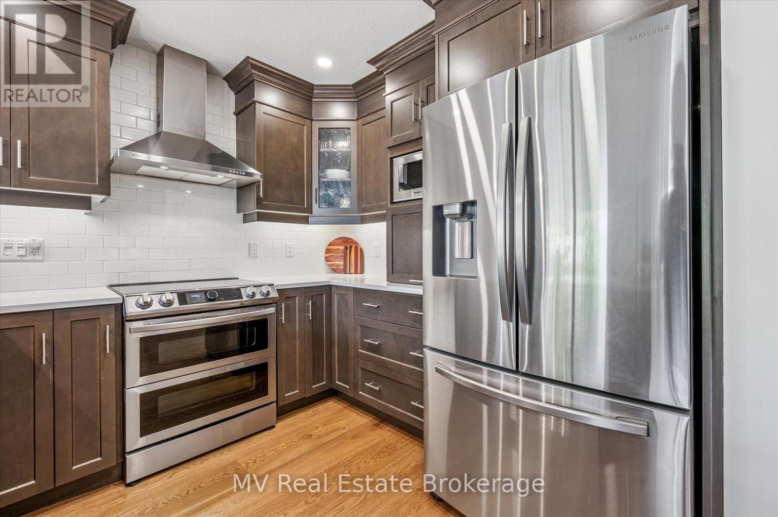 103 Mcgowan Street, Centre Wellington, Ontario  N0B 1S0 - Photo 14 - X12431402