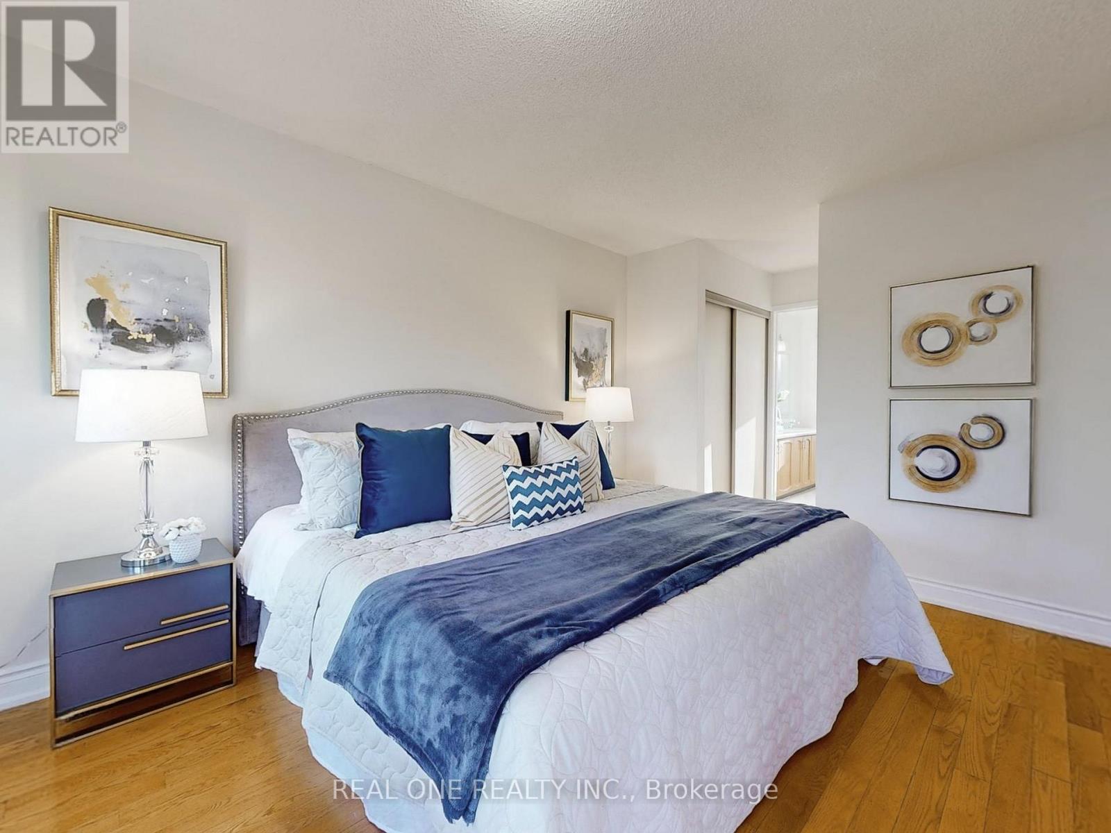 355 Church Street S, Richmond Hill, Ontario  L4C 8G3 - Photo 11 - N12428799