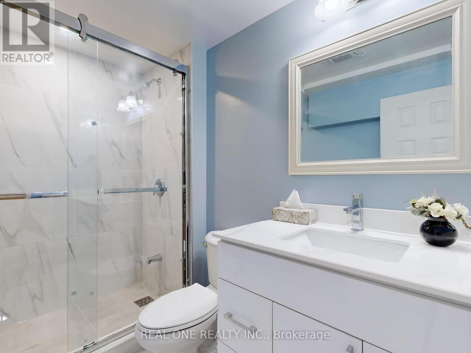 355 Church Street S, Richmond Hill, Ontario  L4C 8G3 - Photo 22 - N12428799