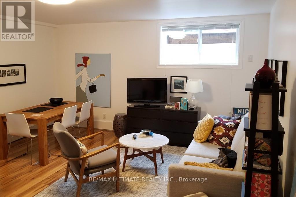 39 Laws Street, Toronto, Ontario  M6P 2Y8 - Photo 32 - W12381545