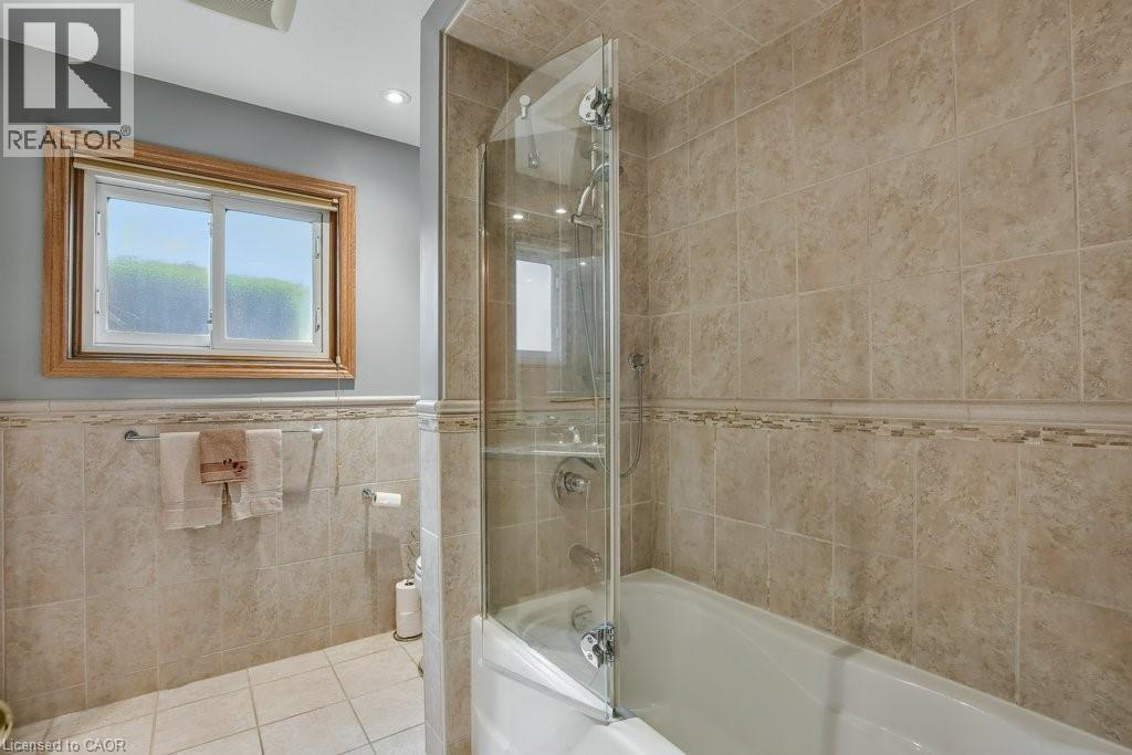 28 Meadow Crescent, Kitchener, Ontario  N2M 4E7 - Photo 11 - 40769616