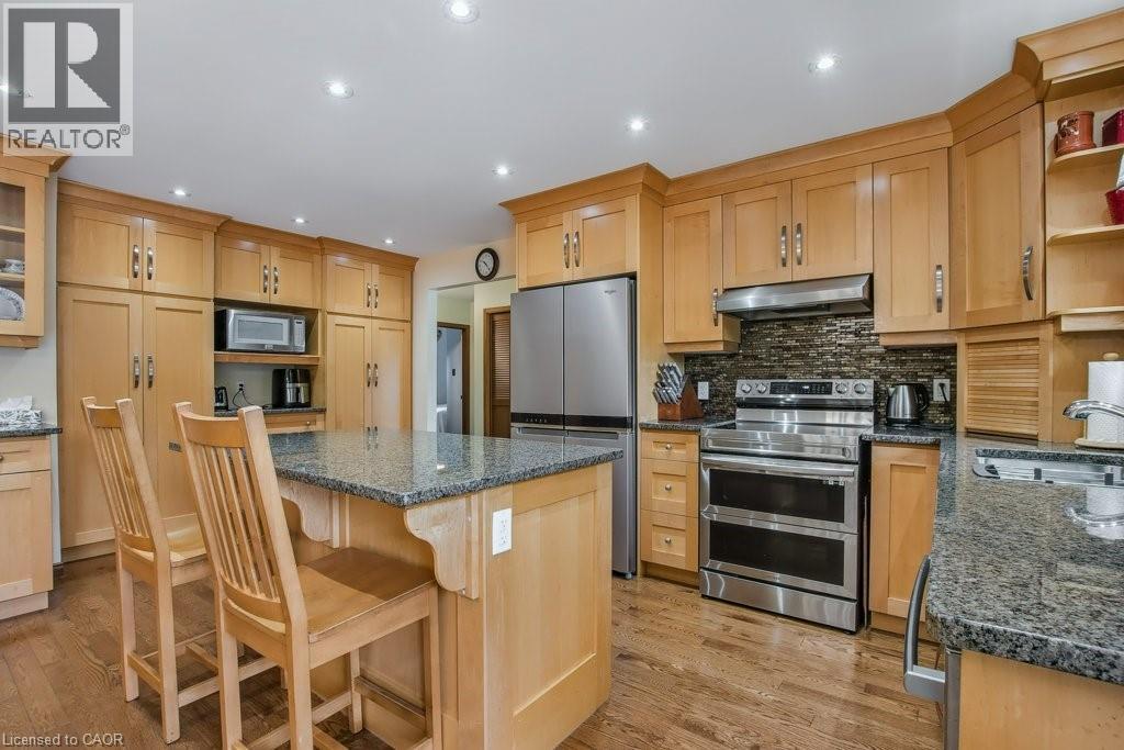 28 Meadow Crescent, Kitchener, Ontario  N2M 4E7 - Photo 3 - 40769616