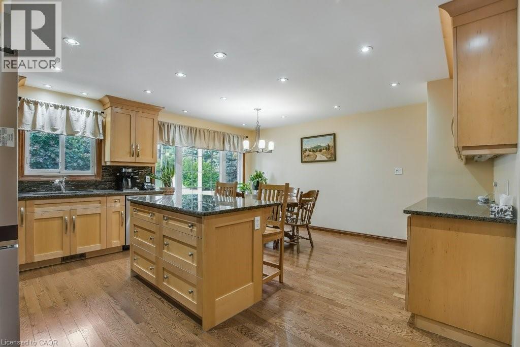 28 Meadow Crescent, Kitchener, Ontario  N2M 4E7 - Photo 5 - 40769616