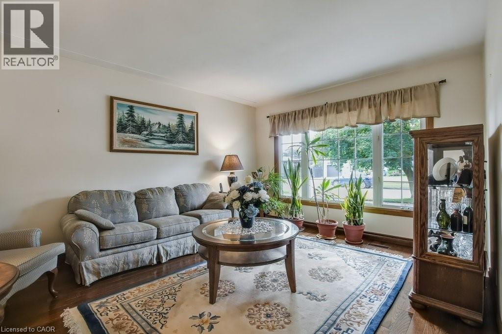 28 Meadow Crescent, Kitchener, Ontario  N2M 4E7 - Photo 8 - 40769616