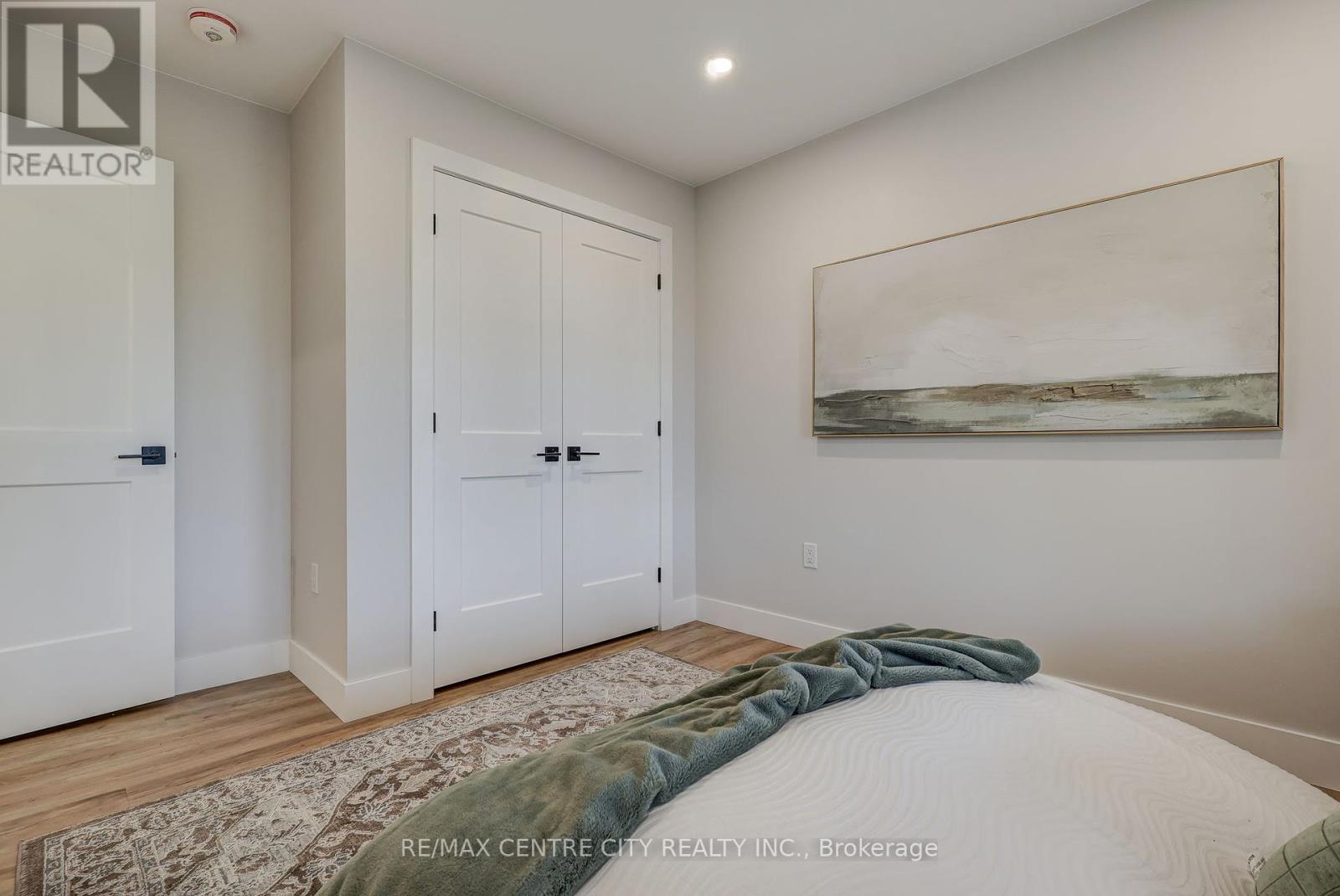 45118 Talbot Line, Central Elgin, Ontario  N5P 3S7 - Photo 18 - X12431424