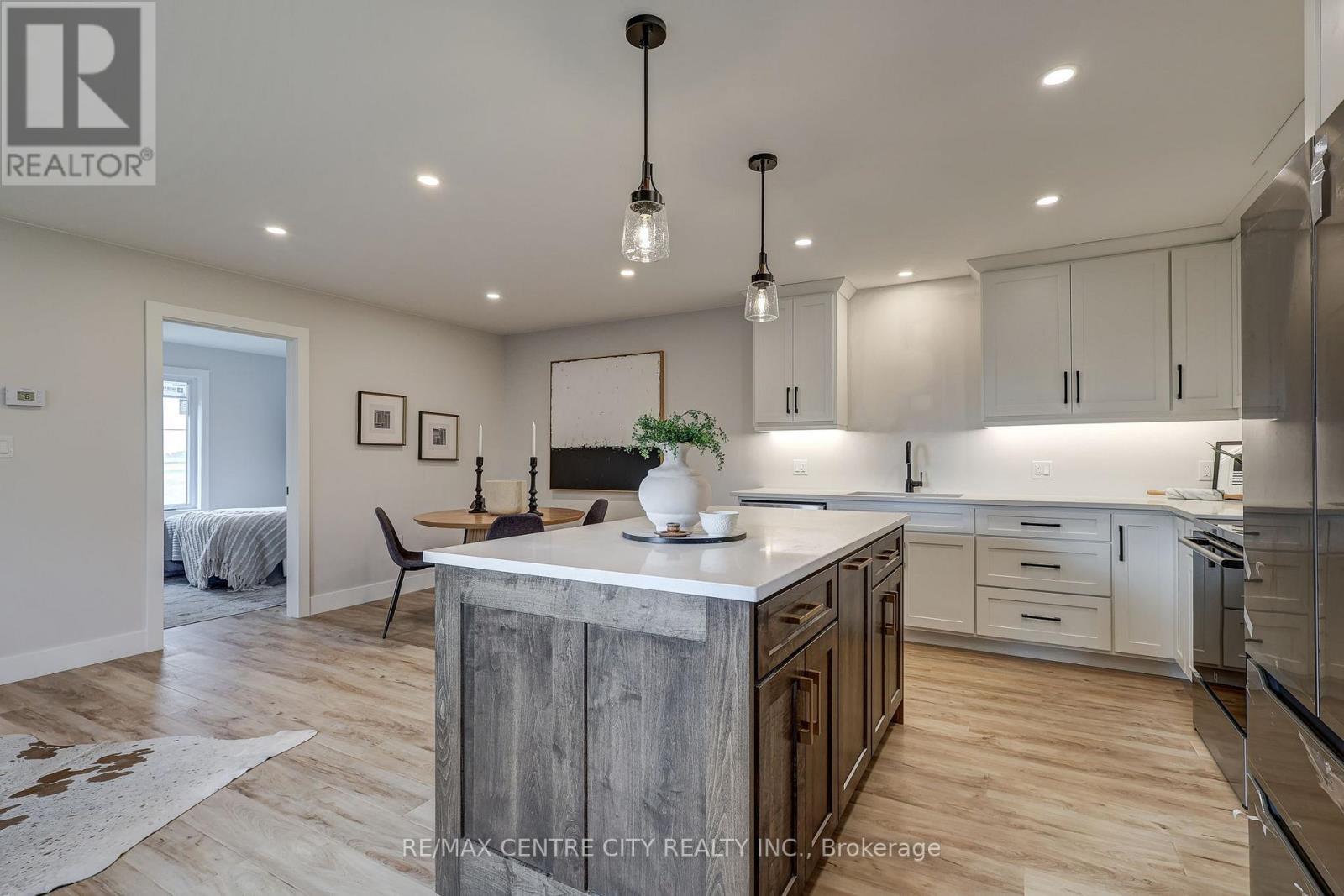 45118 Talbot Line, Central Elgin, Ontario  N5P 3S7 - Photo 28 - X12431424