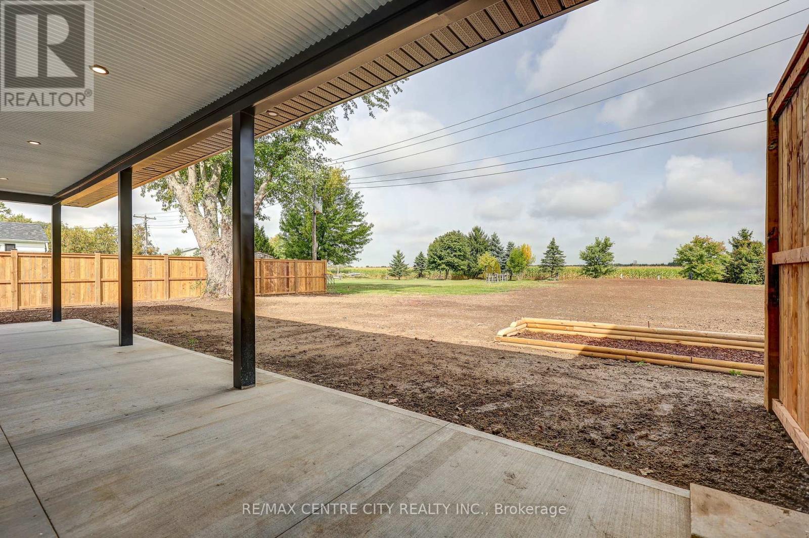 45118 Talbot Line, Central Elgin, Ontario  N5P 3S7 - Photo 44 - X12431424