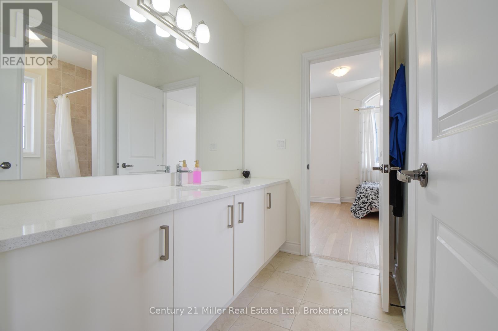 2368 Edward Leaver Trail, Oakville, Ontario  L6M 5M7 - Photo 43 - W12431418