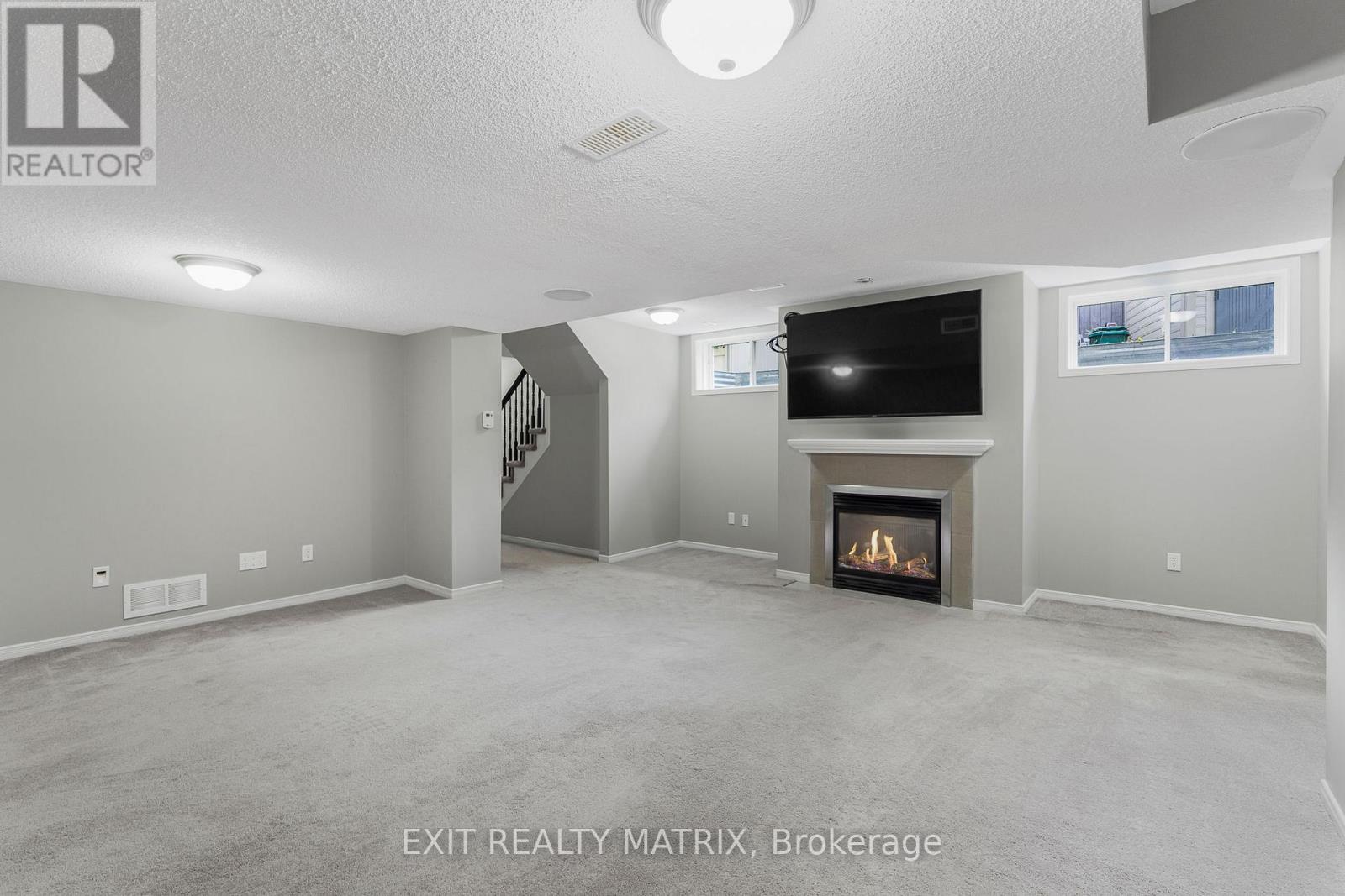 441 June Court, Ottawa, Ontario  K1W 0C9 - Photo 30 - X12431408