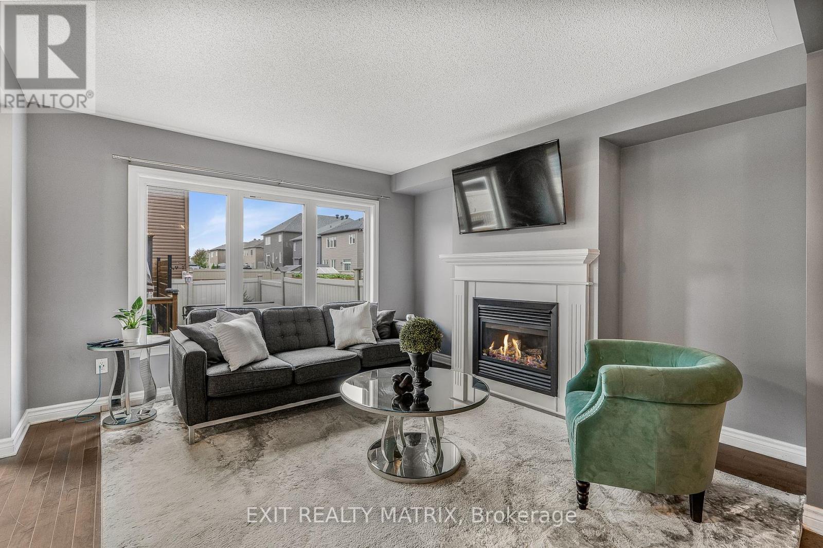 700 Magnolia Street, Ottawa, Ontario  K4A 3W4 - Photo 10 - X12431412