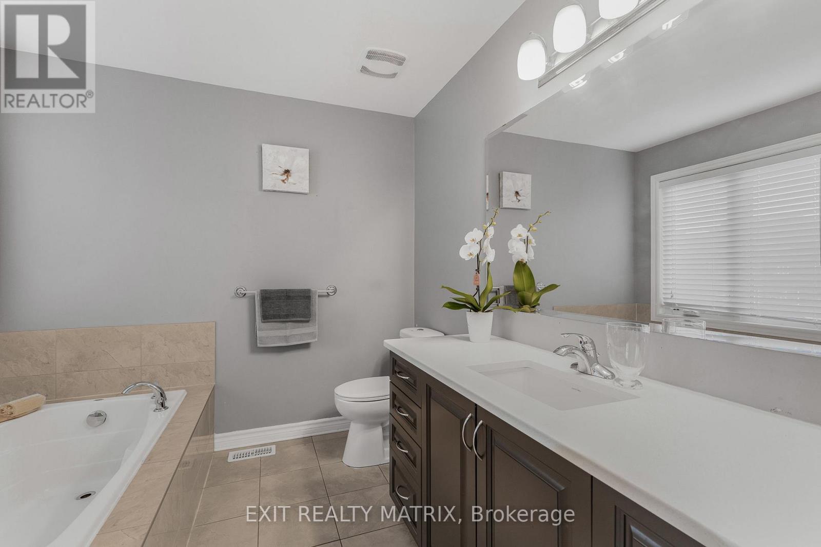 700 Magnolia Street, Ottawa, Ontario  K4A 3W4 - Photo 19 - X12431412