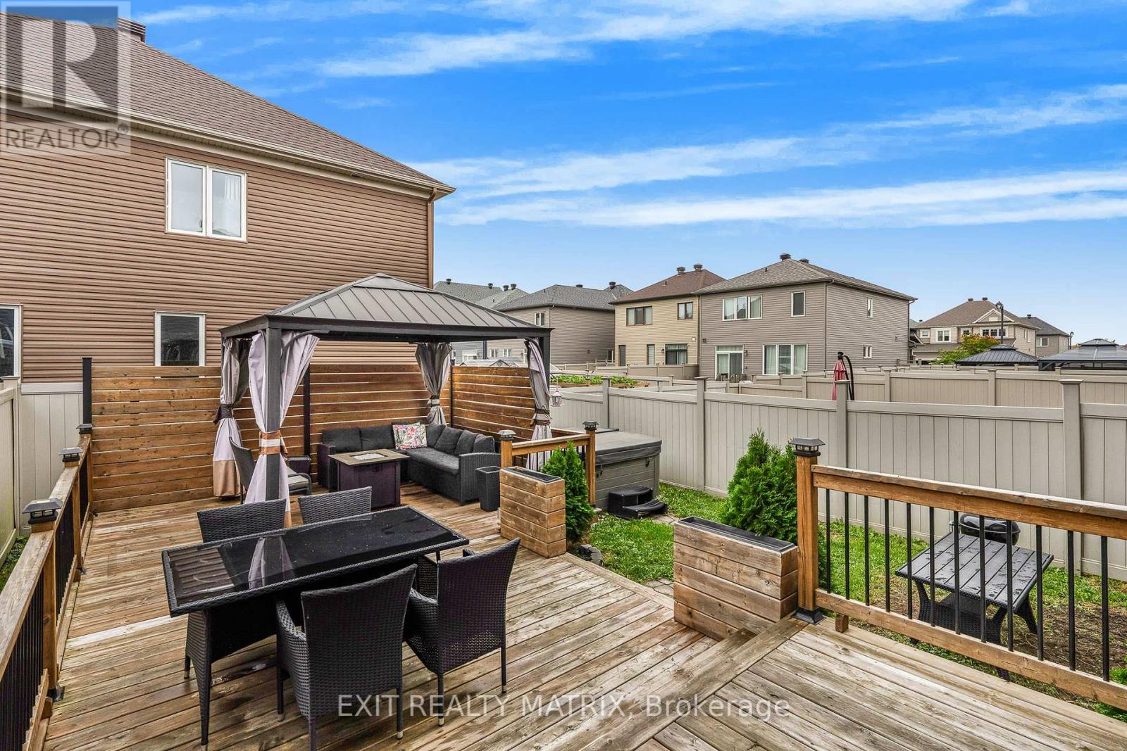 700 Magnolia Street, Ottawa, Ontario  K4A 3W4 - Photo 31 - X12431412