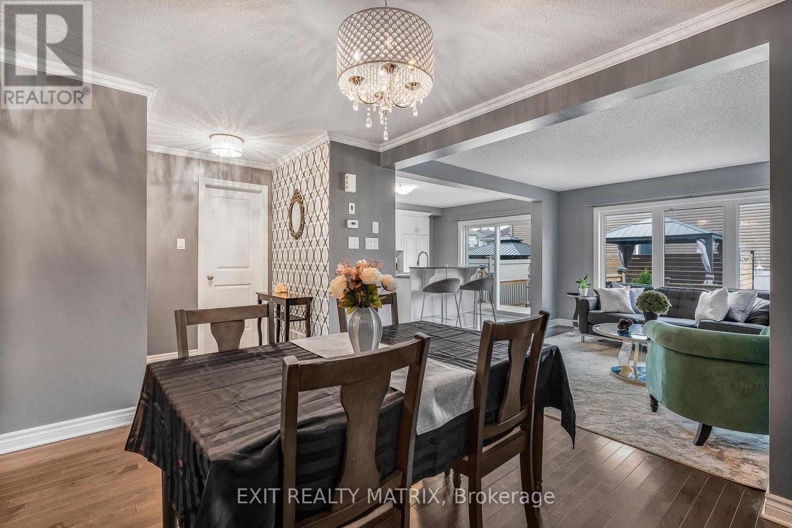 700 Magnolia Street, Ottawa, Ontario  K4A 3W4 - Photo 8 - X12431412