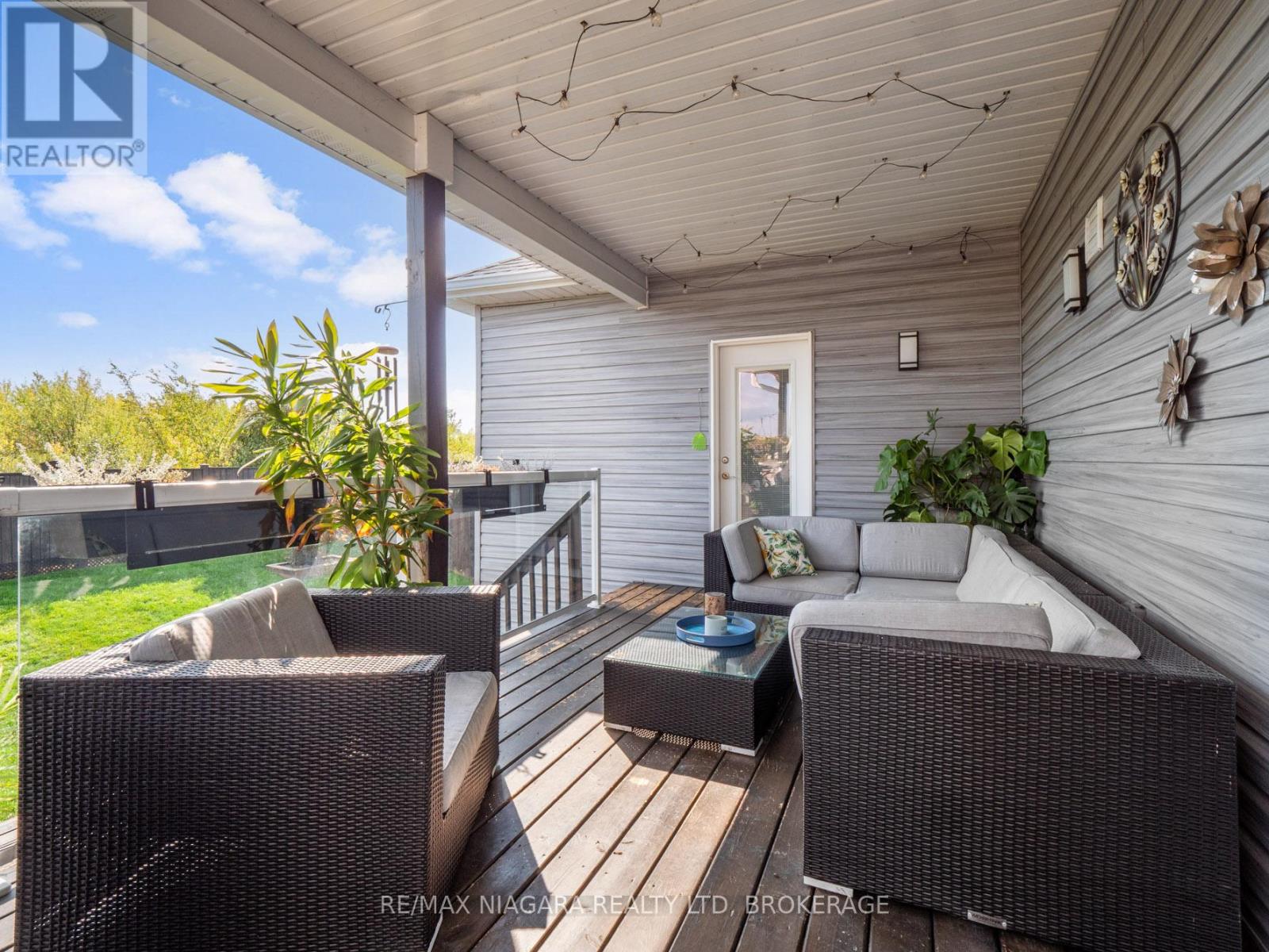 3597 Carver Street, Fort Erie, Ontario  L0S 1S0 - Photo 25 - X12431403