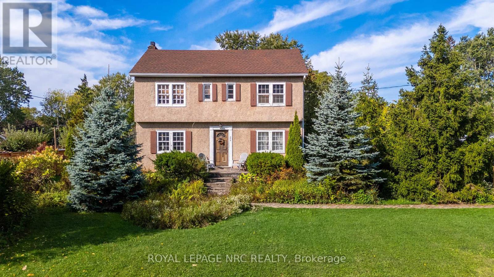 299 First Avenue, Welland (N. Welland), Ontario  L3C 1Z1 - Photo 1 - X12431411