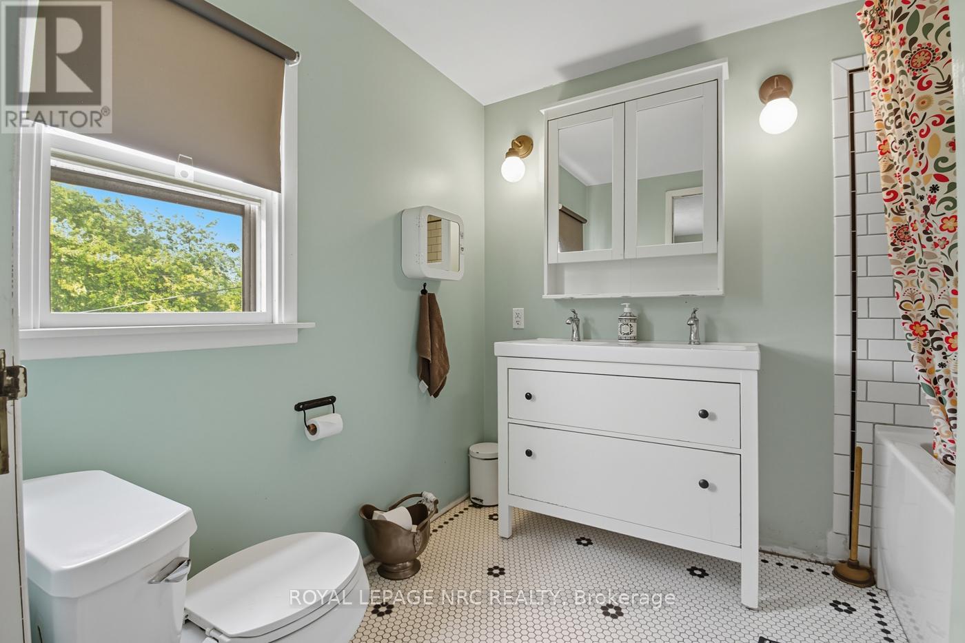 299 First Avenue, Welland (N. Welland), Ontario  L3C 1Z1 - Photo 26 - X12431411