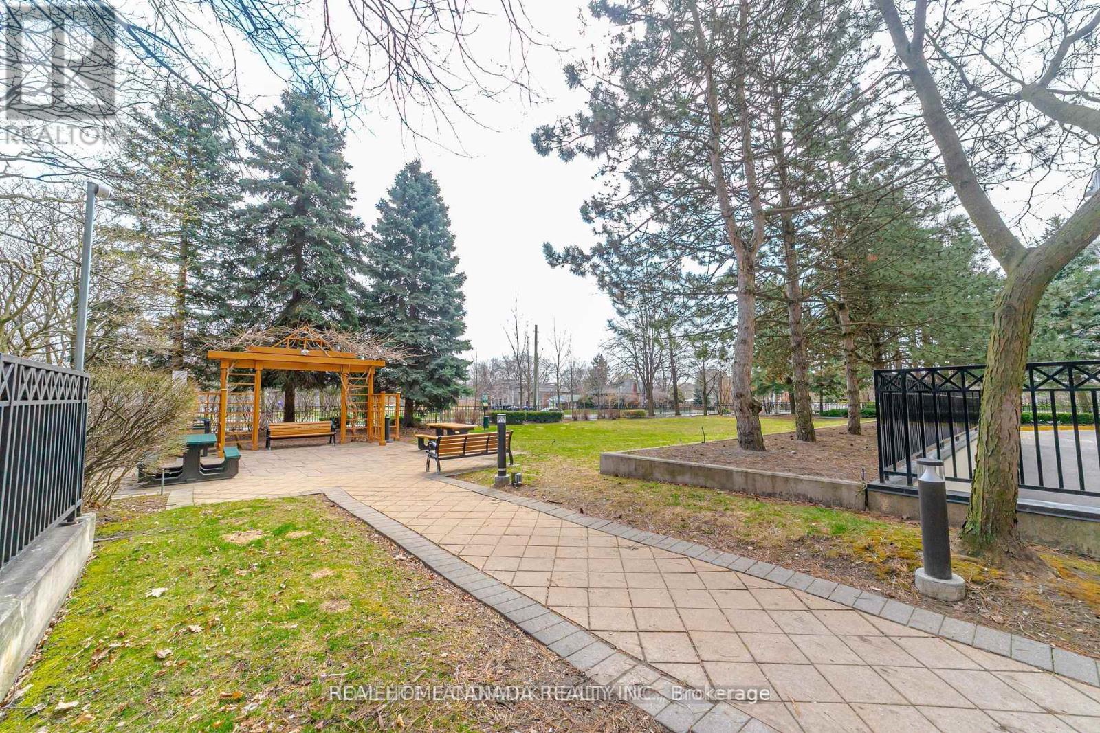1703 - 18 Hillcrest Avenue, Toronto, Ontario  M2N 6T5 - Photo 3 - C12431394