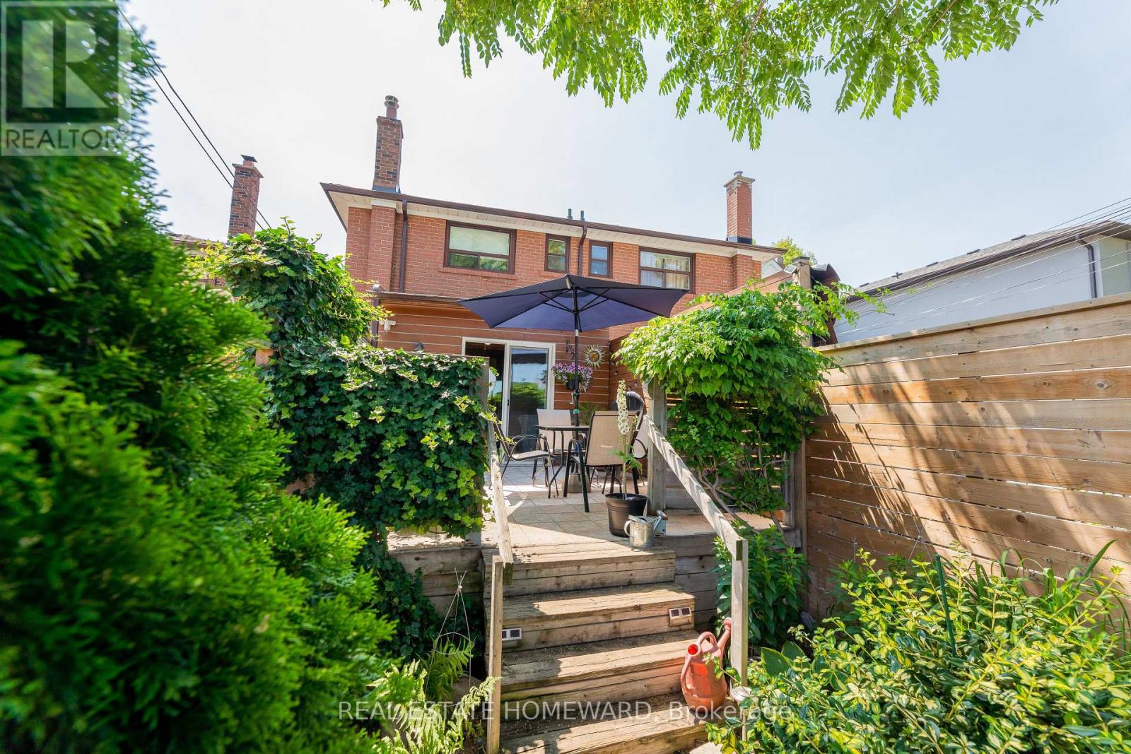 331 Rhodes Avenue, Toronto, Ontario  M4L 3A4 - Photo 24 - E12431413
