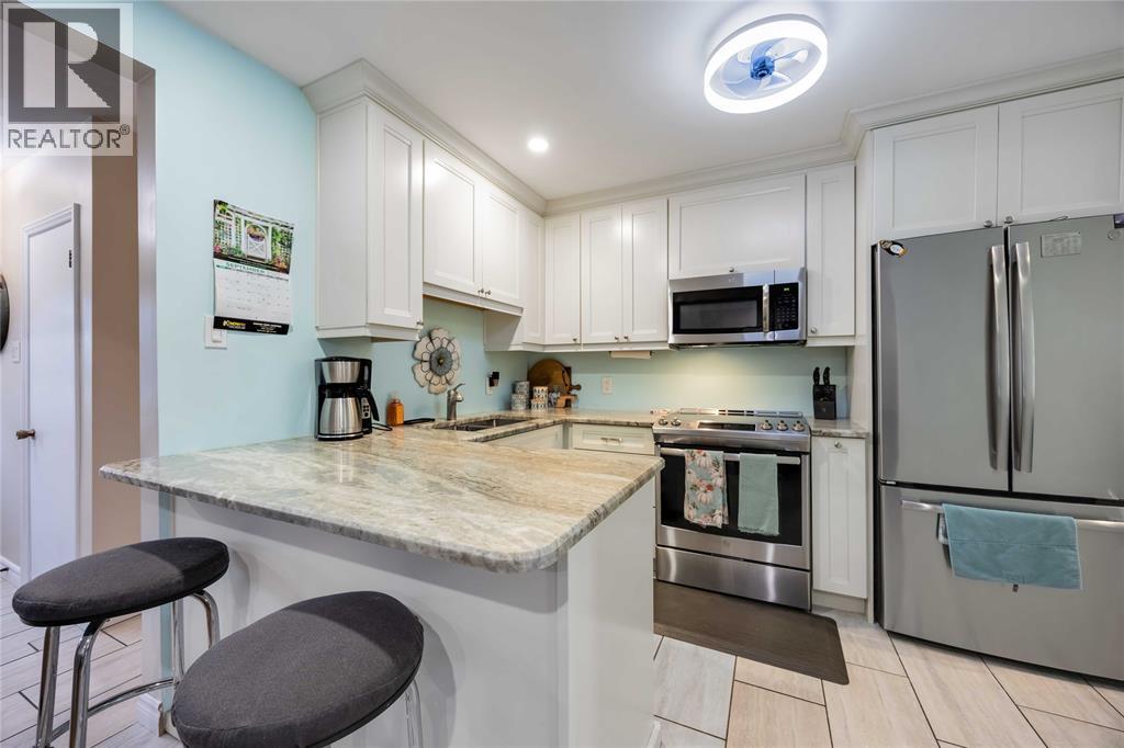 982 Hagle Street, Sarnia, Ontario  N7V 4A7 - Photo 7 - 25024651