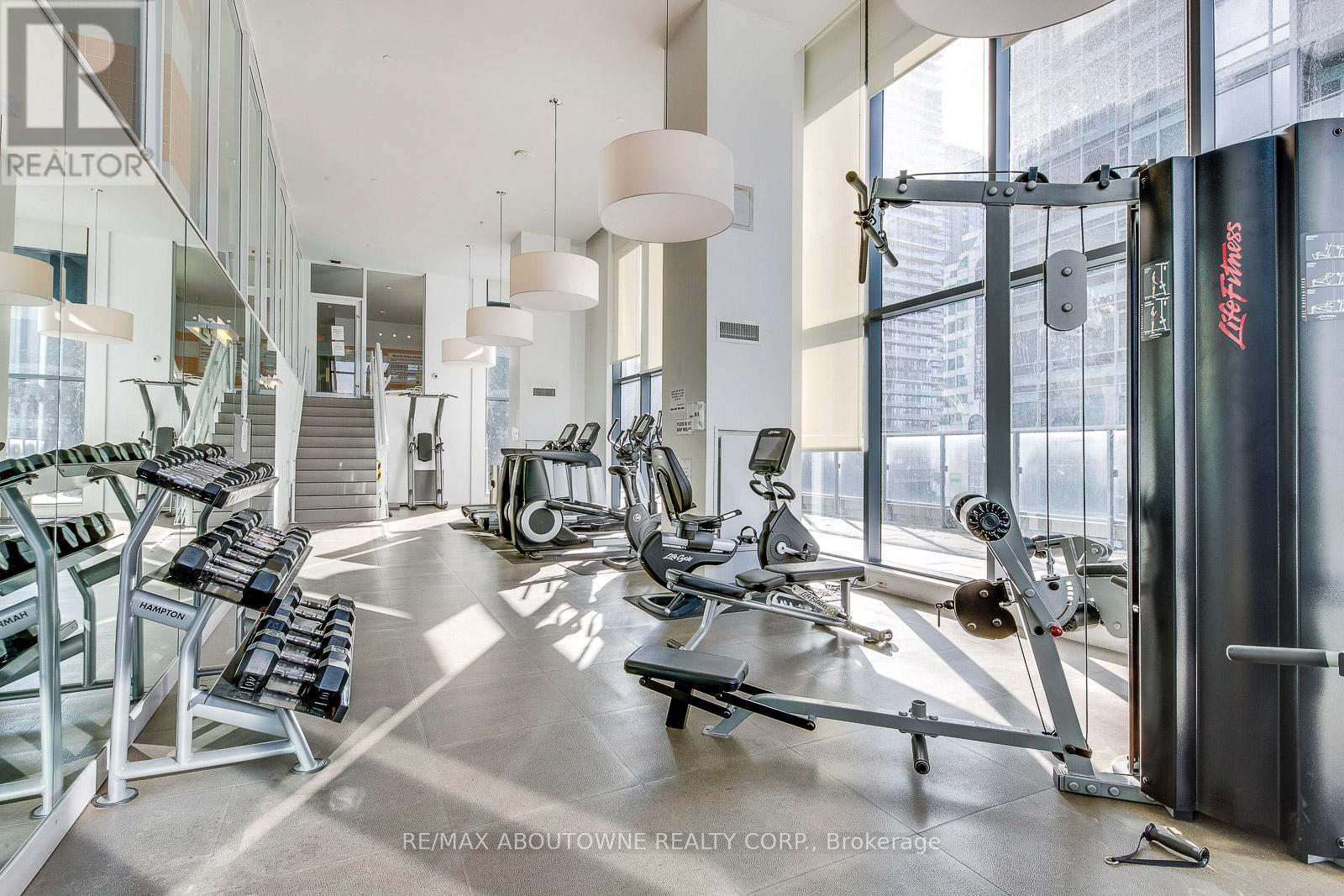 3003 - 295 Adelaide Street W, Toronto, Ontario  M5V 1P7 - Photo 25 - C12431417