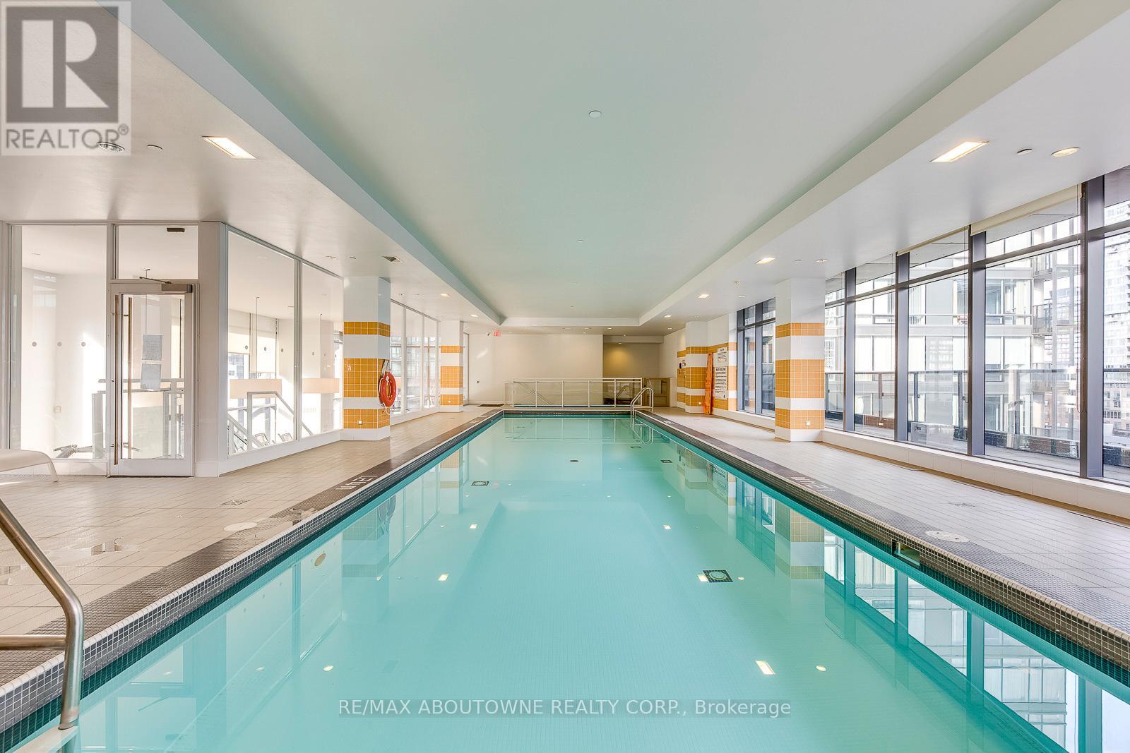 3003 - 295 Adelaide Street W, Toronto, Ontario  M5V 1P7 - Photo 27 - C12431417