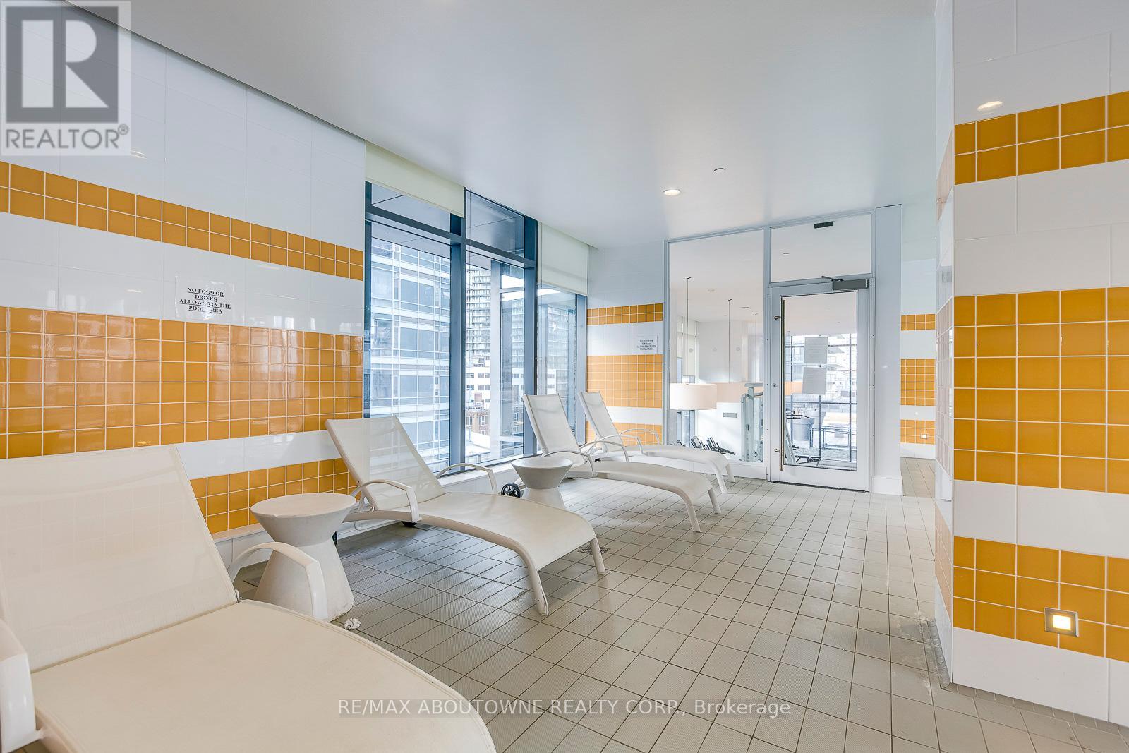 3003 - 295 Adelaide Street W, Toronto, Ontario  M5V 1P7 - Photo 30 - C12431417