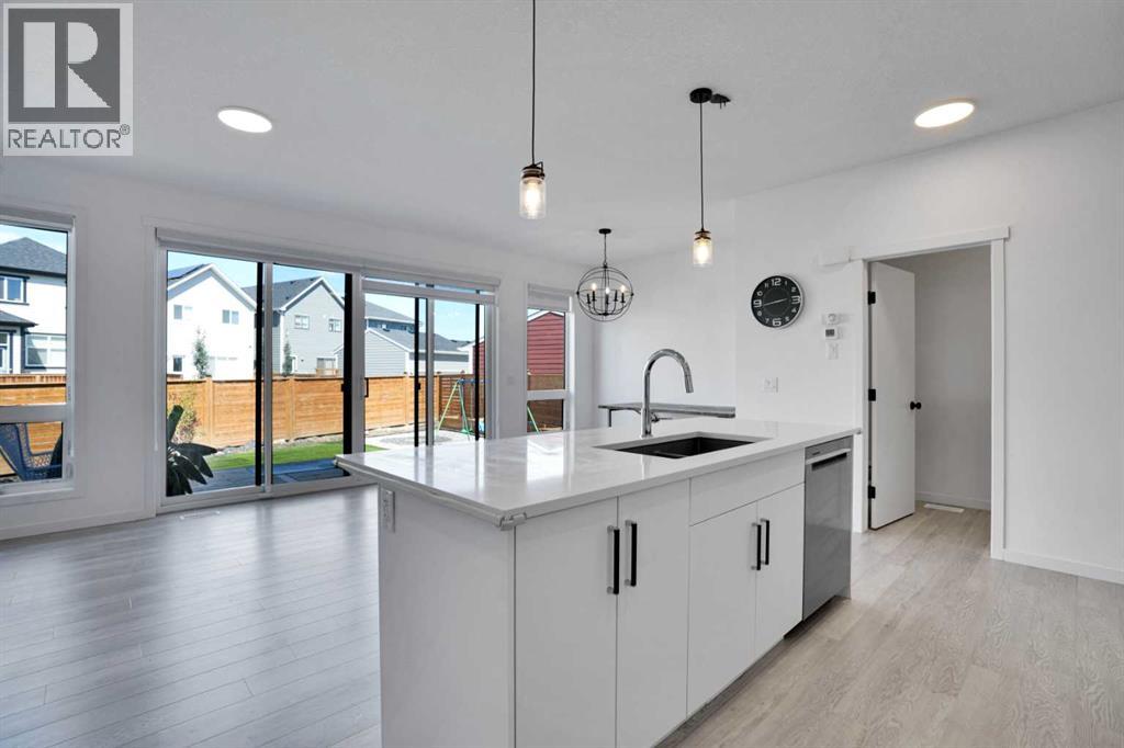 38 Magnolia Court Se, Calgary, Alberta  T3M 3M5 - Photo 9 - A2259910