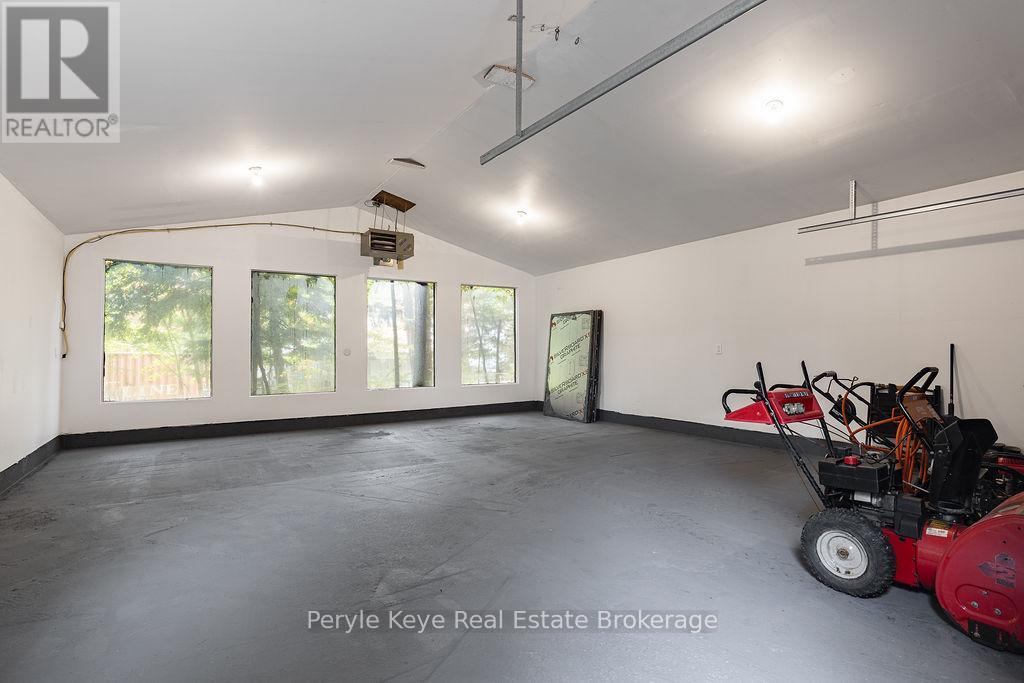 1108 Skyline Drive, Armour, Ontario  P0A 1C0 - Photo 14 - X12431437