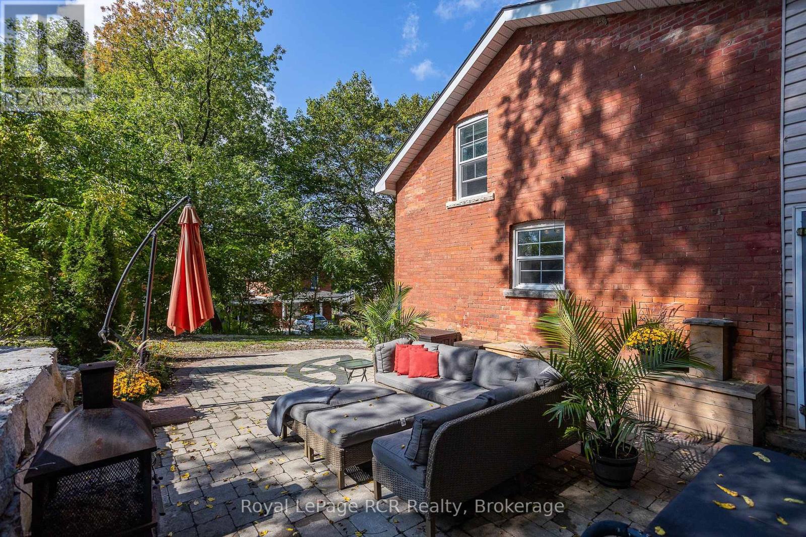 735 5th Avenue E, Owen Sound, Ontario  N4K 2R7 - Photo 34 - X12431445
