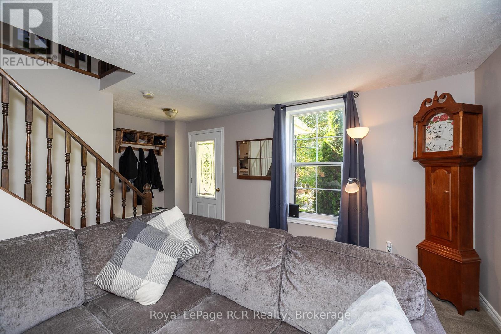 735 5th Avenue E, Owen Sound, Ontario  N4K 2R7 - Photo 8 - X12431445