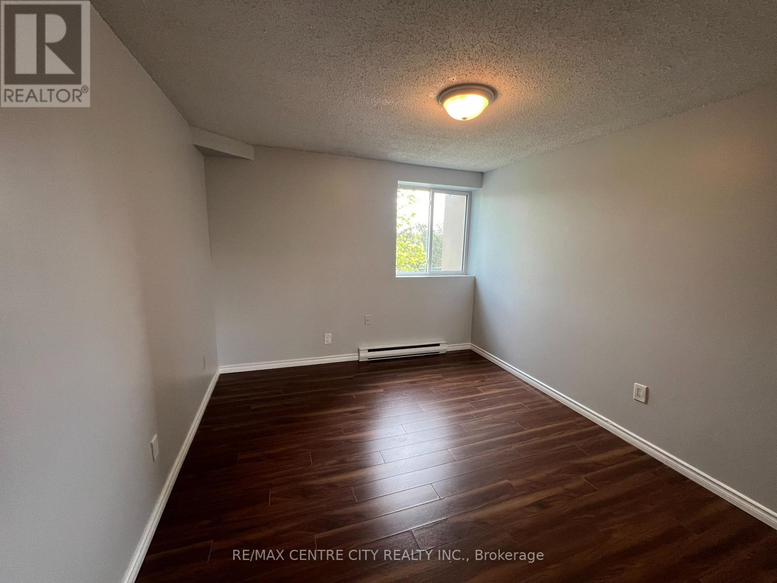 307 - 1445 Huron Street S, London East, Ontario  N5V 2E6 - Photo 14 - X12431459