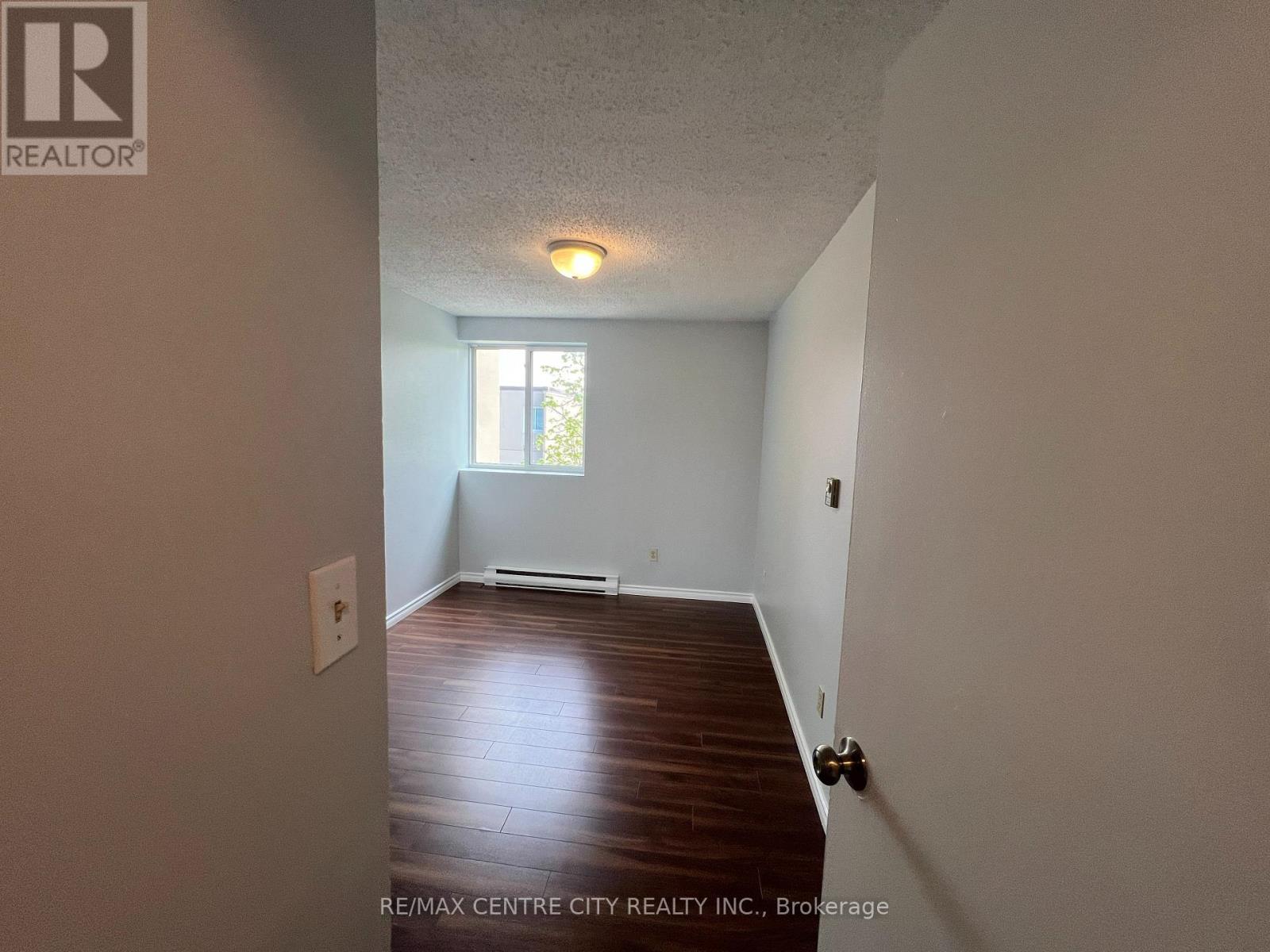 307 - 1445 Huron Street S, London East, Ontario  N5V 2E6 - Photo 15 - X12431459