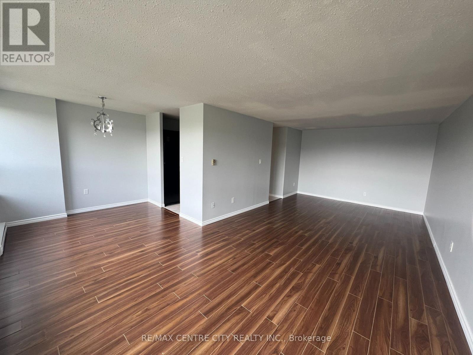 307 - 1445 Huron Street S, London East, Ontario  N5V 2E6 - Photo 7 - X12431459