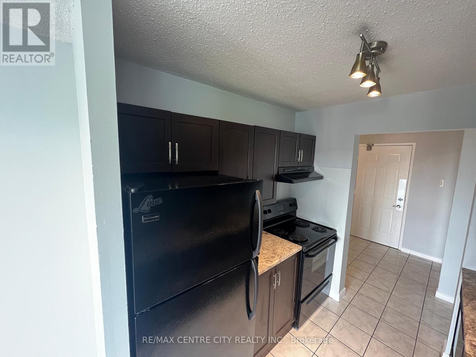 307 - 1445 Huron Street S, London East, Ontario  N5V 2E6 - Photo 9 - X12431459
