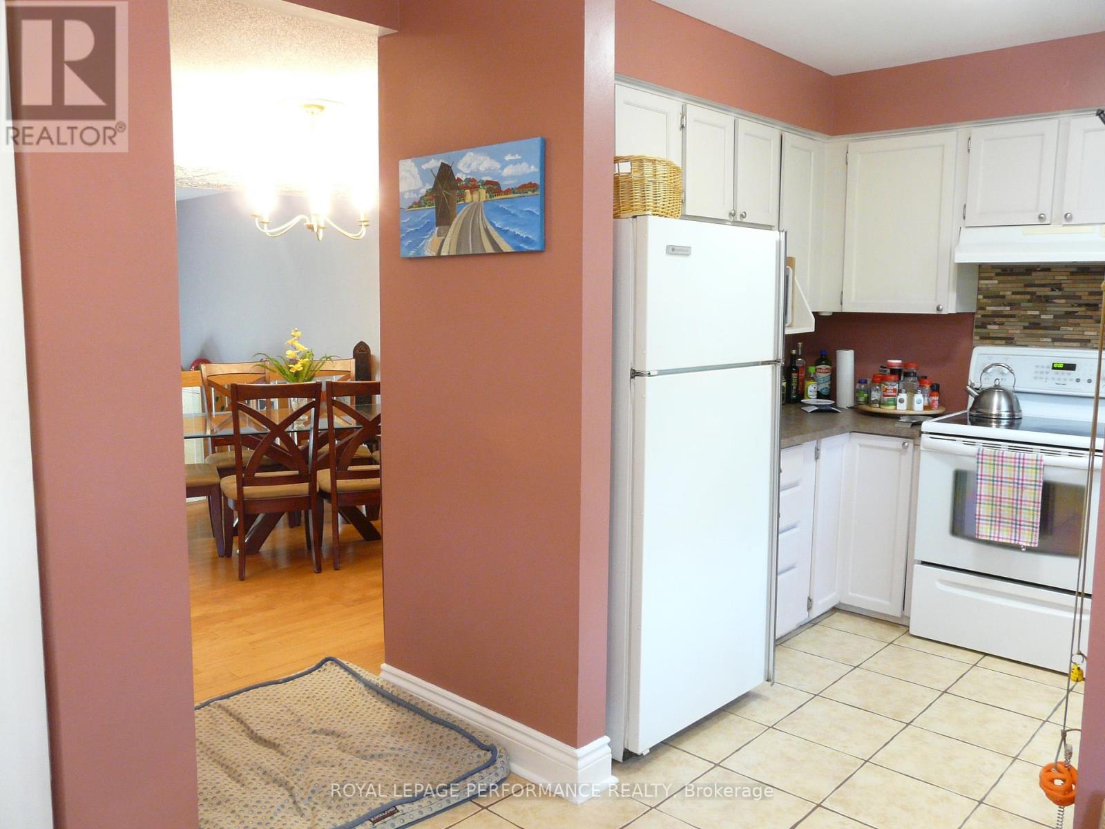 1473 Waltham Street, Ottawa, Ontario  K1T 2T5 - Photo 12 - X12431454