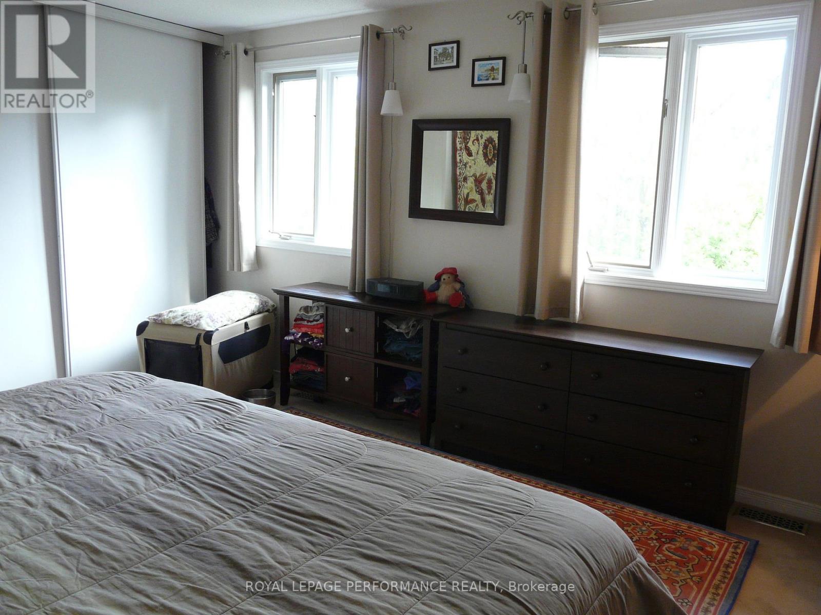 1473 Waltham Street, Ottawa, Ontario  K1T 2T5 - Photo 17 - X12431454