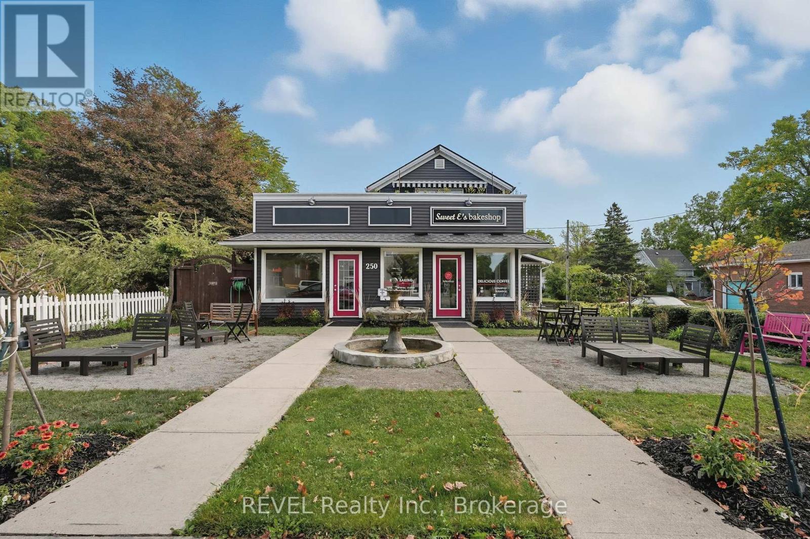 250 RIDGE ROAD N, Fort Erie, Ontario