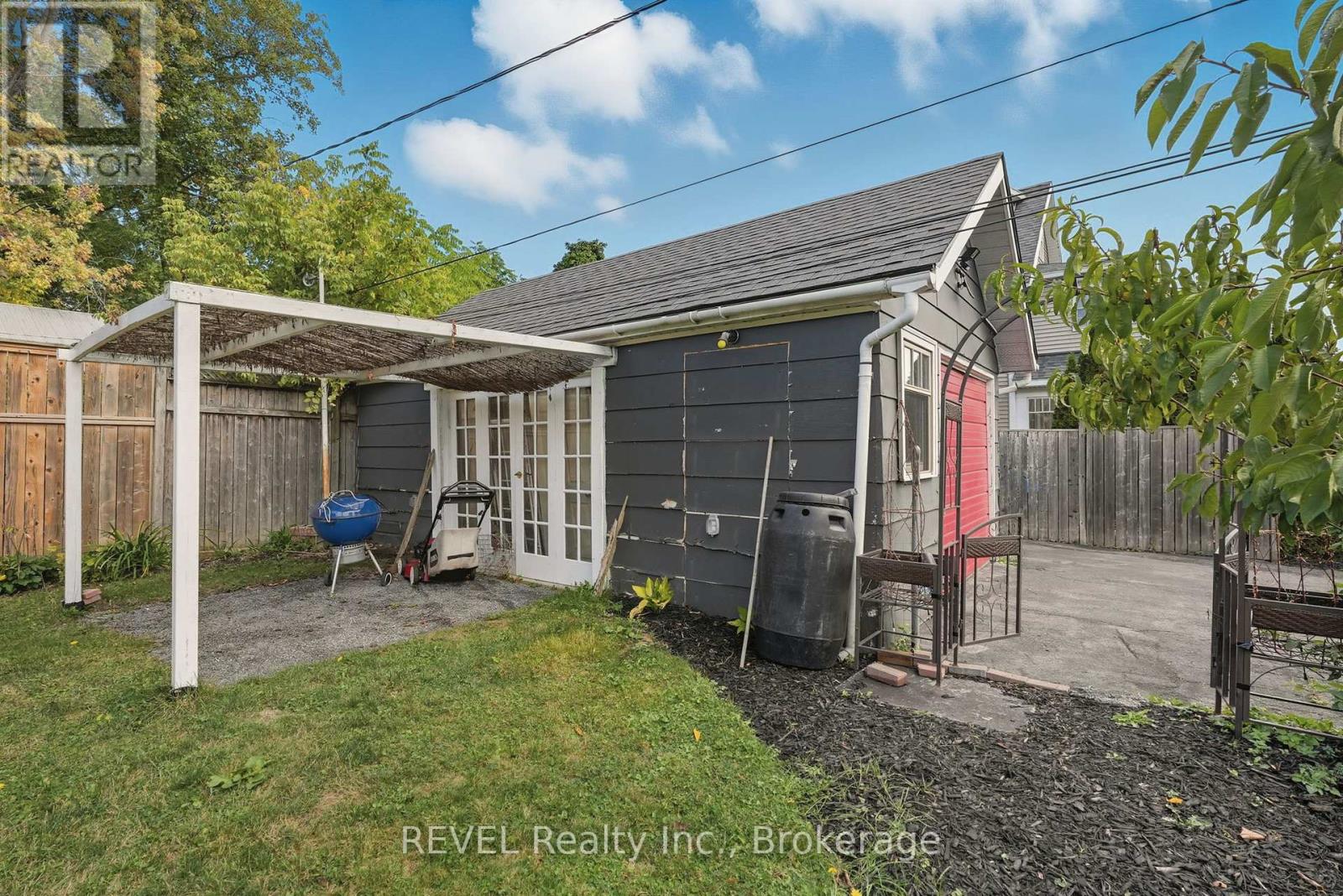 250 Ridge Road N, Fort Erie, Ontario  L0S 1N0 - Photo 41 - X12431439