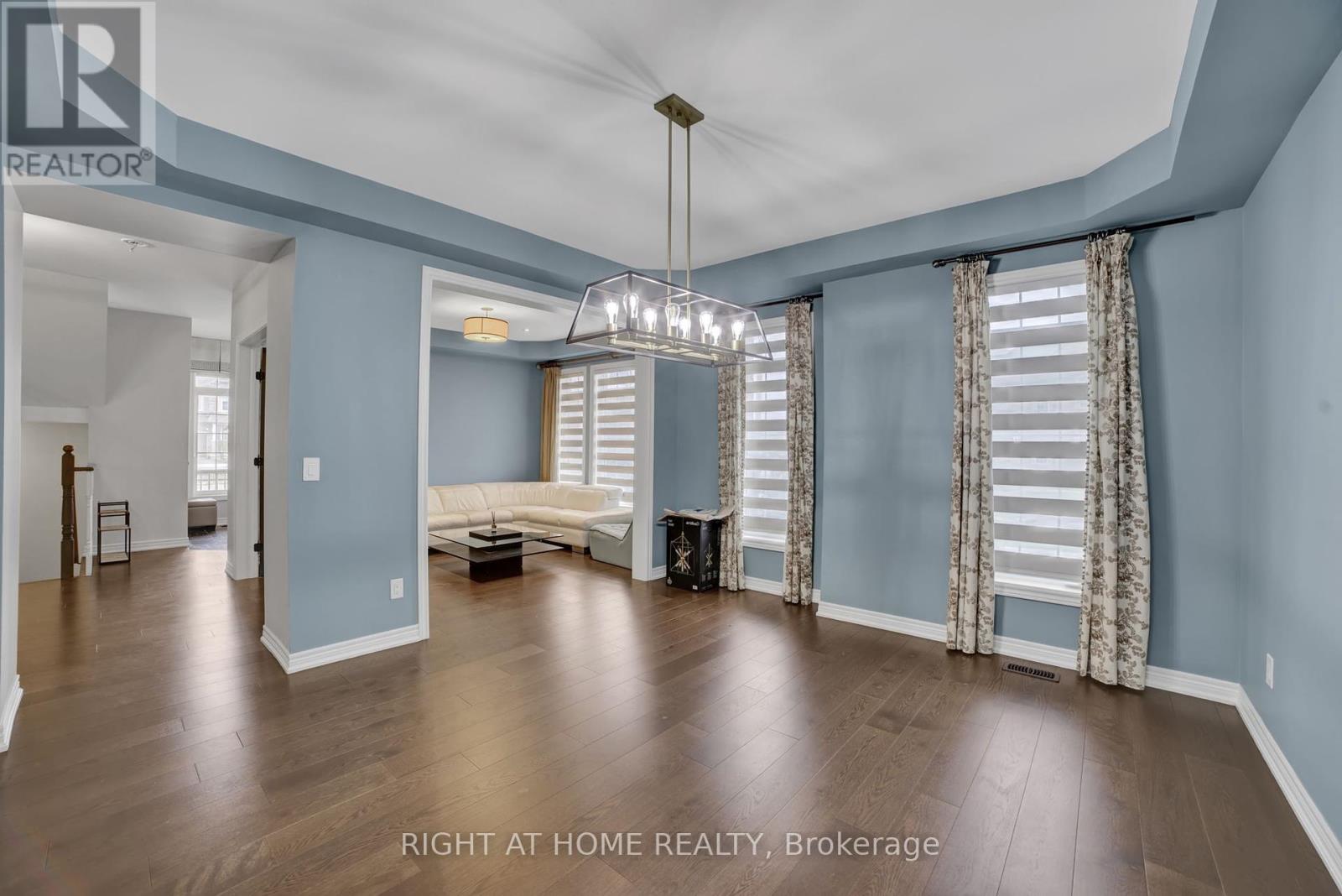 288 Raymond Road, Hamilton, Ontario  L9K 0H8 - Photo 13 - X12431415