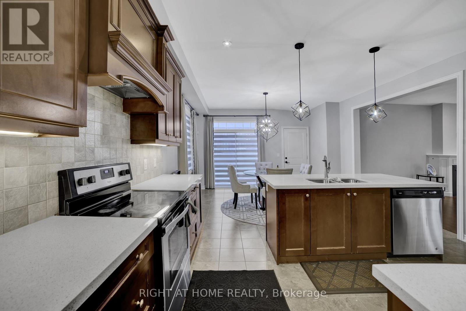 288 Raymond Road, Hamilton, Ontario  L9K 0H8 - Photo 16 - X12431415