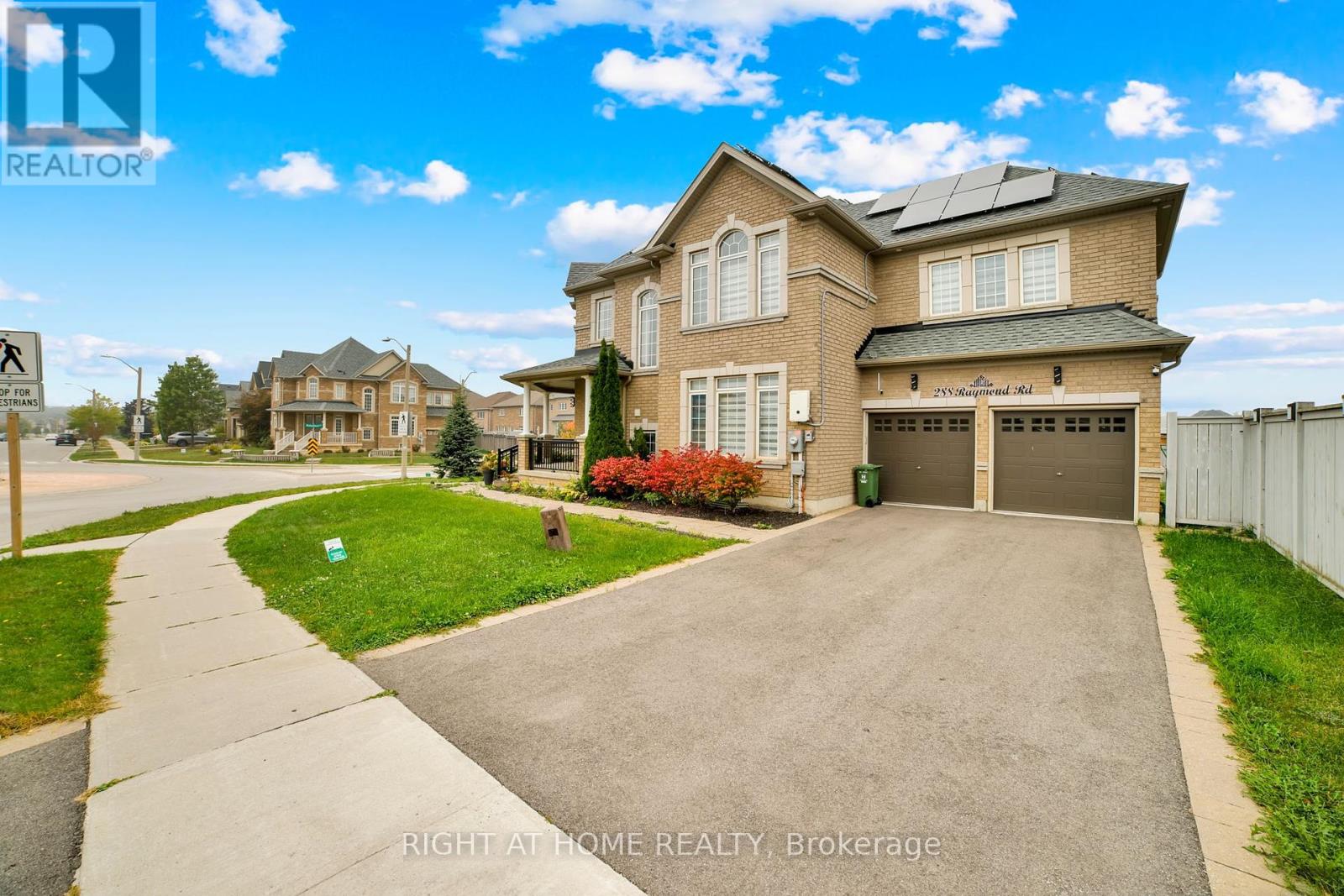 288 Raymond Road, Hamilton, Ontario  L9K 0H8 - Photo 2 - X12431415